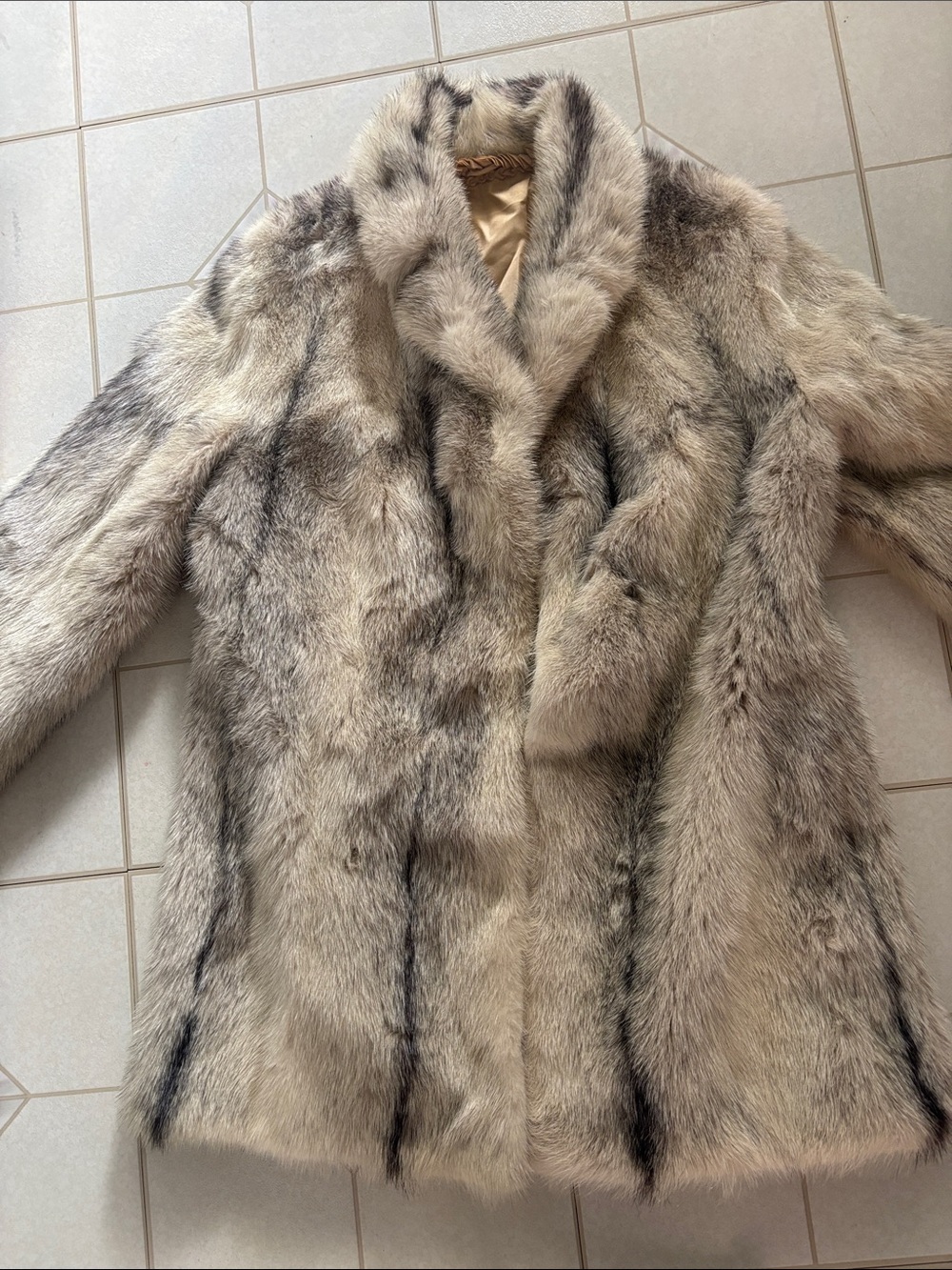 Women's real Fur Coat in Light Taupe